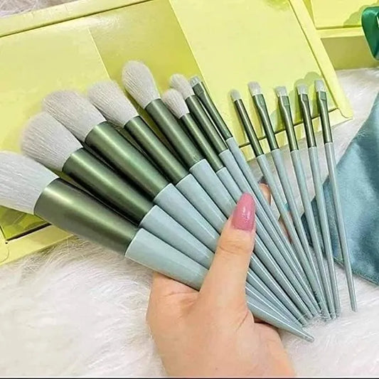 13 Pcs Makeup Brush Set Soft hair Loose Powder Eyeshadow Concealer Contour Eyeliner brush Foundation Beauty Cosmetic tools